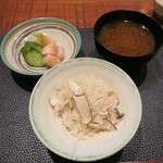 傳 - 松茸ご飯　味噌汁