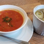 ジレカフェ - ミネストローネまたはなめこのスープ