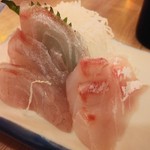 Bampaiya - 真鯛刺し250円