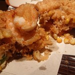 ばんび - 海老と野才のかき揚げ 680円(税別)の、断面