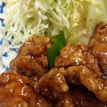 孝華 - 甘い餡で絡めた唐揚げです。