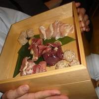 焼鶏あきら 中目黒本店 - J’aurai la paix en ma logette.