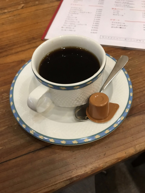 Aruru Cafe Restaurant