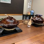 柚木元 - 左が鮎ご飯、右が鰻丼用