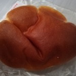 114216536 - クリームパン(163円)