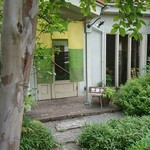 上條 - 店の出入口