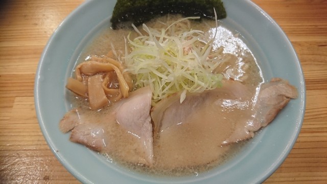 麺と出汁が絡むとき>