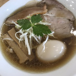 noodle shop arakawa - 鴨だし醤油らーめん。煮卵トッピング。