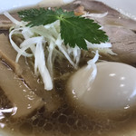 noodle shop arakawa - 鴨だし醤油らーめん、煮卵トッピング。