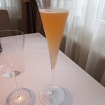 ラ メゾン ドゥ グラシアニ - サービスのすもものノンアルコールカクテル