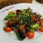 ラ・ベットラ・ダ・オチアイ - カキとパンチェッタのサラダ バルサミコソース