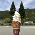 道の駅　美杉 - ソフトクリーム(北海道ミルク)