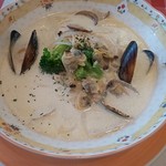 Pasta - ムール貝とアサリのクリームスープスパ