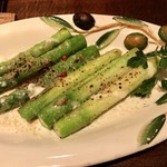 イルポポロ - グリーンアスパラのソテー