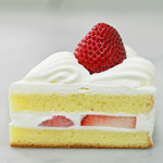 響が丘パティスリーHUCKLEBERRY