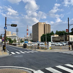 ビストロ エンドウ - 近くの安い駐車場