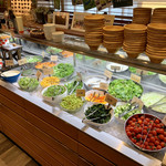 ビストロ エンドウ - サラダコーナー（地元の野菜）