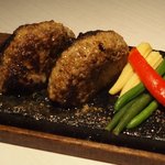 牛ハンバーグステーキ200g 【ご飯（お代わり自由）】