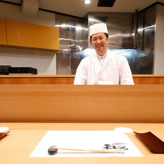まだ若い気さくで話しやすい店主