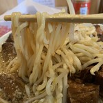 Narutoya - 麺は太ちぢれ麺
