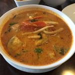 Choddhi - 鶏肉赤カレー