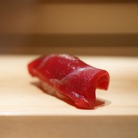 鮨 利﨑 - 鮪赤身 大船渡 桶長