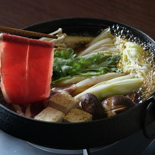 桜肉すき焼き・しゃぶしゃぶが旨い！