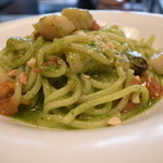 PASTAVOLA - ランチ：帆立とフレッシュトマトのジェノベーゼ