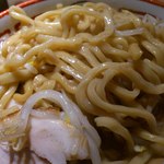 らーめん バリ男  - バリ娘ちゃんの麺アップ