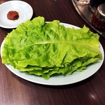 東海苑 - サンチュ。