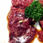 東海苑 - 上ハラミは柔らかいです。