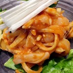 東海苑 - イカと大根の細切りを味噌和えにしてあります。