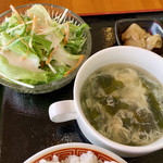 中華料理 龍江 - シーザーサラダ
玉子&わかめスープ