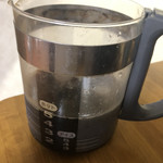 珈琲家 - 5杯抽出でドリッパーをはずします