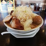 ガツ盛りラーメン みちる屋 - 