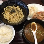 ＣｏＣｏ壱番屋 - カレーつけ麺と唐揚げセット