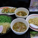 Kourakuen - 栄養バランスが良いユーグレナつけめん食べ比べ+チャーハンセット