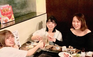 Yakiniku Ue Wo Muite Arukou - 女子会でも食べて飲んで喋って楽しいひと時を！
