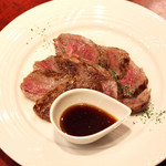 Teppambisutororafu - 食べ放題付き
            【ハラミステーキ ランチ】1280円
            熟成肉店で修行しただけあって、肉のチョイスは100点です。
