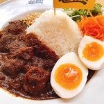 ヤンガオ - ヤンガオカレー、ゆで玉子トッピング