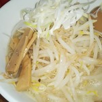 麺や 壱 - もやしたくさん！