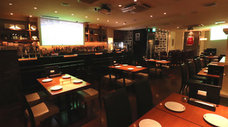 Dining & bar ESTADIO - 