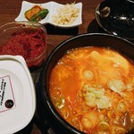 Seoul Kitchen - スンドゥブチゲ