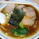 丸信中華そば - チャーシューワンタン麺