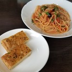 トラットリア かおり - 自家製 鮪のツナとオリーブ・ケッパーのトマトスパゲッティー