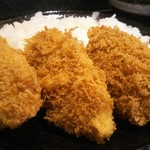 とんかつとカツカレーの店 キセキ食堂 岩槻店 - 分厚いヒレカツが３切れありますよ