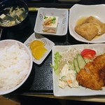 114322396 - 日替りランチ(とんかつ&玉子入りきんちゃく)