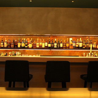 座席 : Bar&Cafe Morie - 四ツ橋/バー | 食べログ
