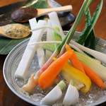 Garari - 嘗め味噌とスティック野菜