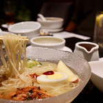 桔梗苑 - 麺リフト